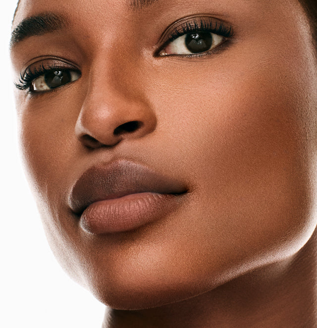 R6] Female Model Makeup Brown Skin Tone