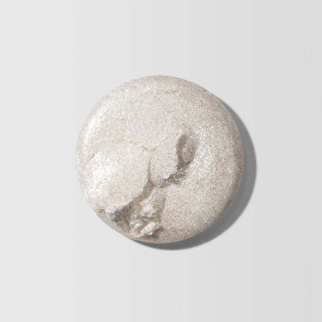 Bulk product of Master Crystal Reflector® in Quartz. 