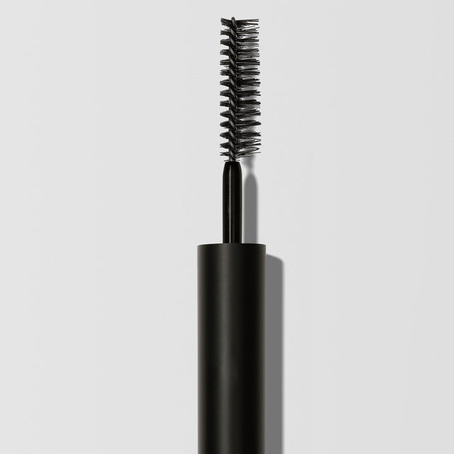 Brow brush for the Master Hold® Brow Gel.